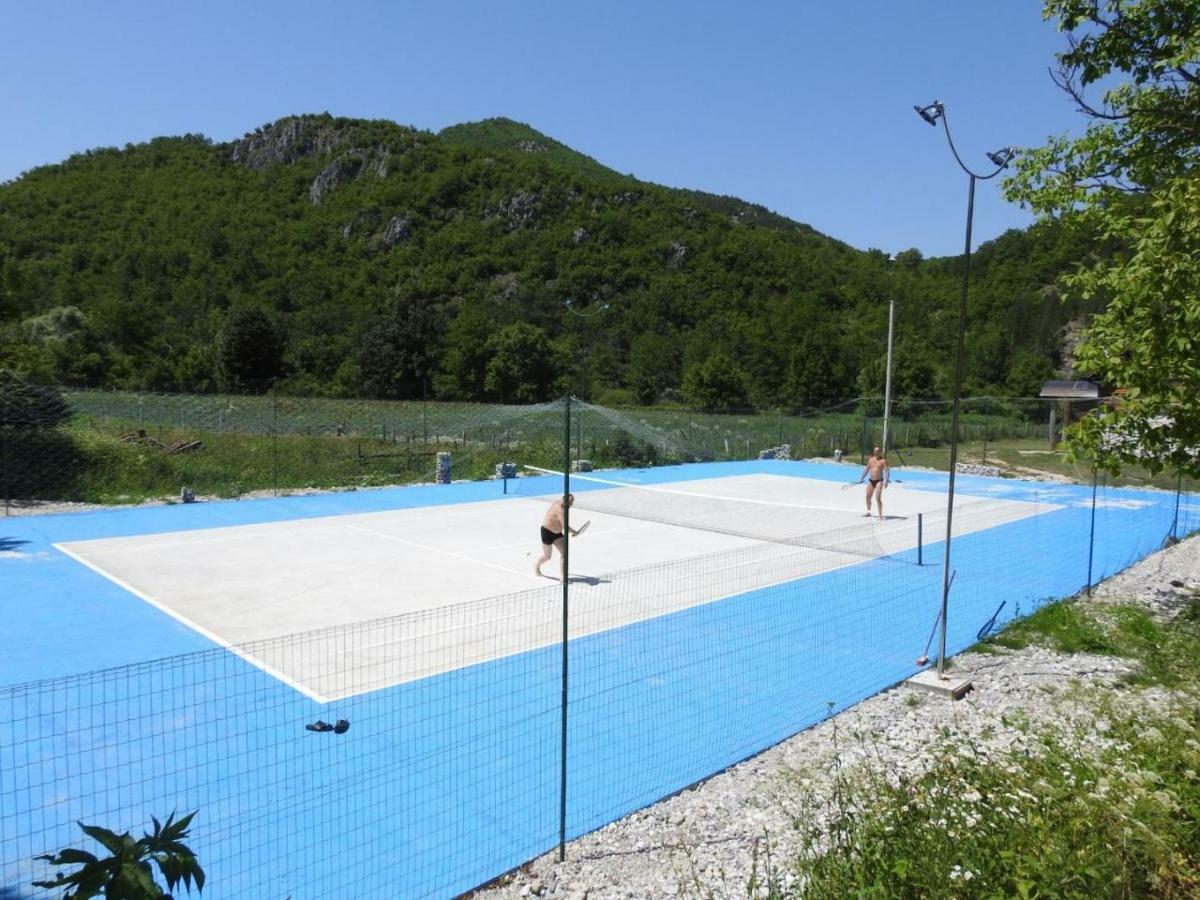 Exo Log Cottage Jezero Kültér fotó